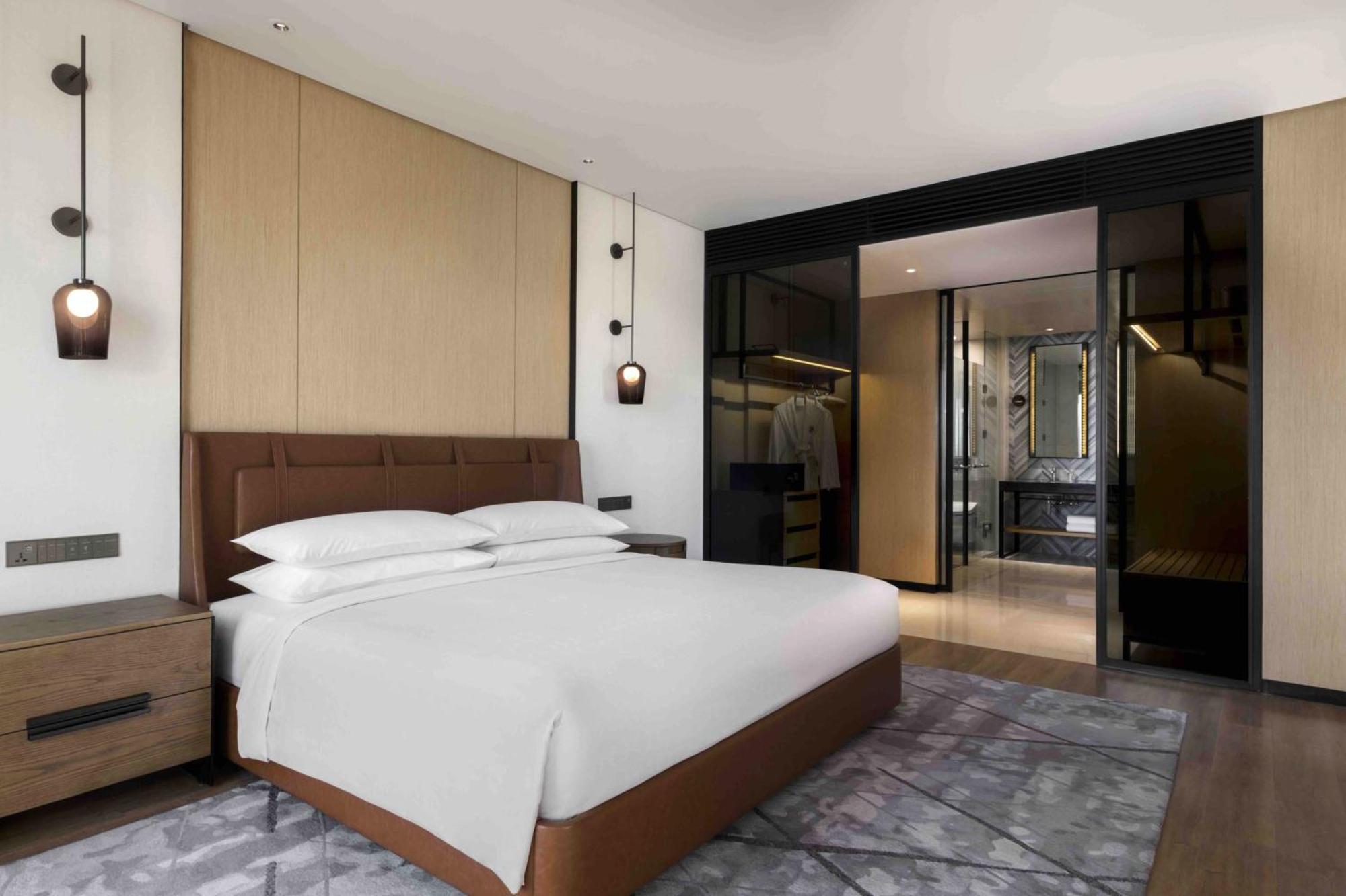 Sheraton Manila Hotel At Newport World Resorts Pasay Exterior photo