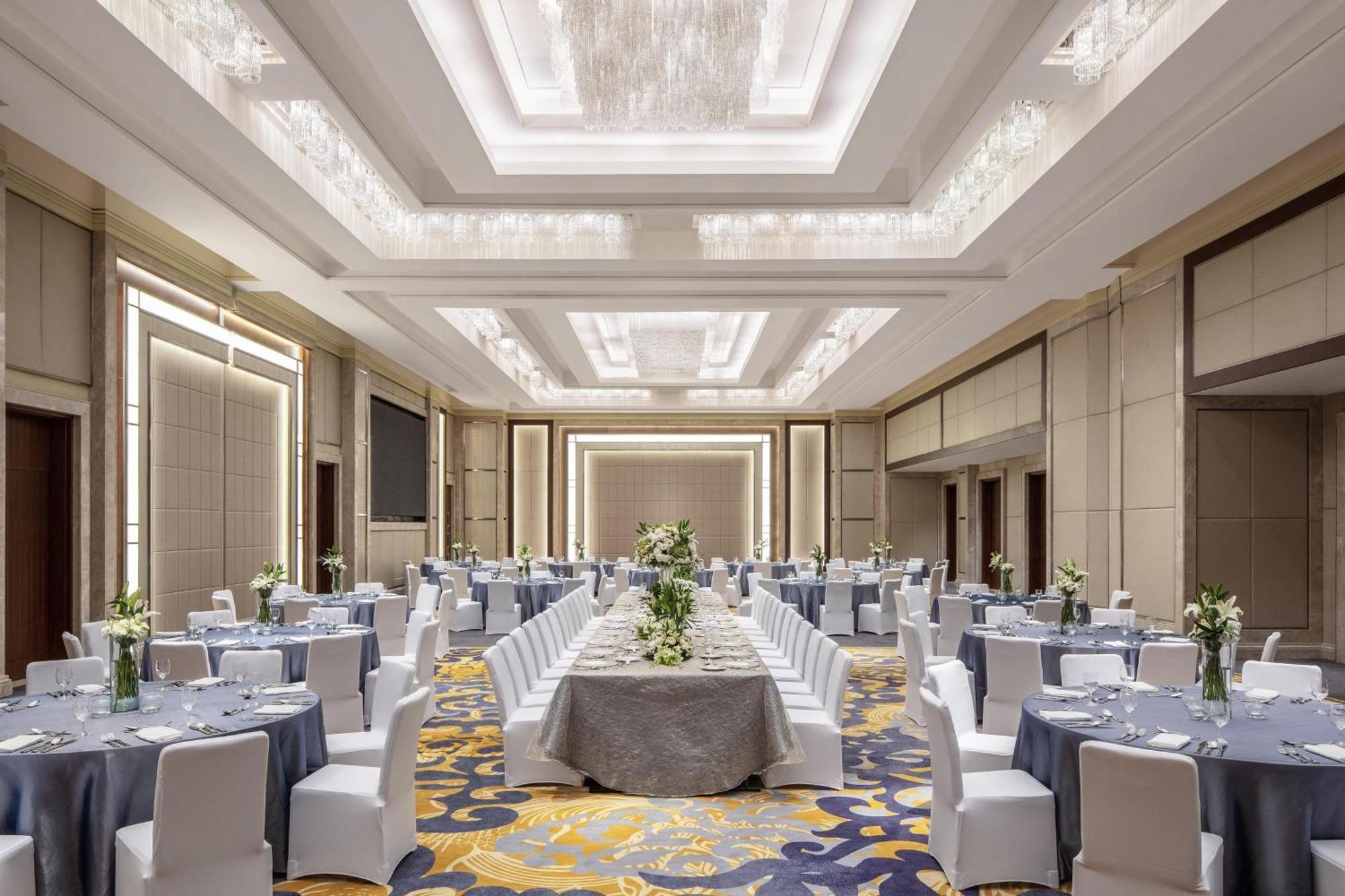 Sheraton Manila Hotel At Newport World Resorts Pasay Exterior photo