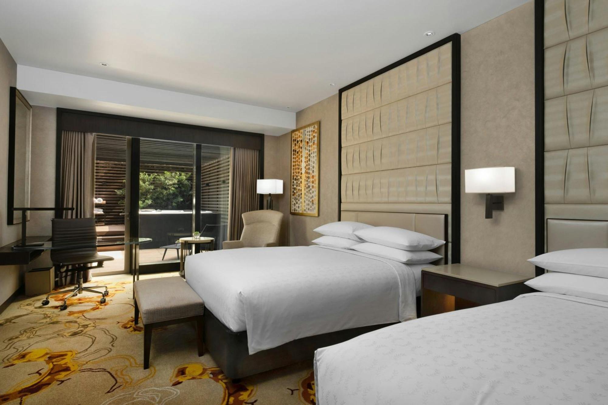 Sheraton Manila Hotel At Newport World Resorts Pasay Exterior photo
