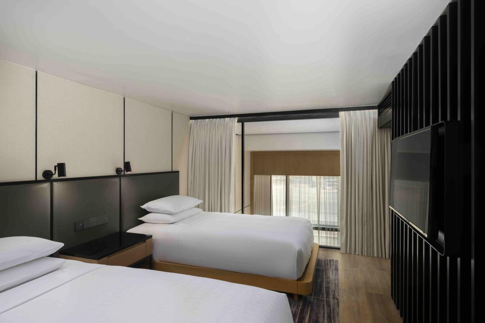 Sheraton Manila Hotel At Newport World Resorts Pasay Exterior photo